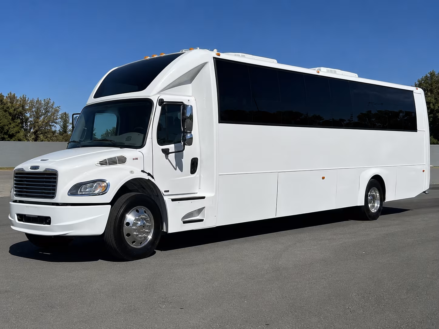 Birmingham Birthday, Sweet 16, & Quinceañera Transportation party bus exterior
