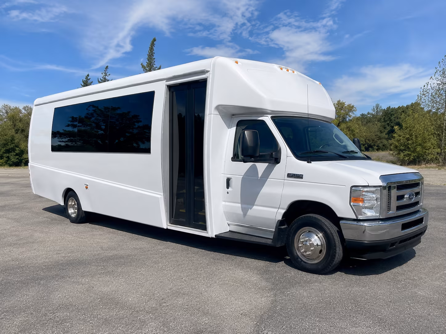Montgomery Birthday, Sweet 16, & Quinceañera Party Bus Rentals