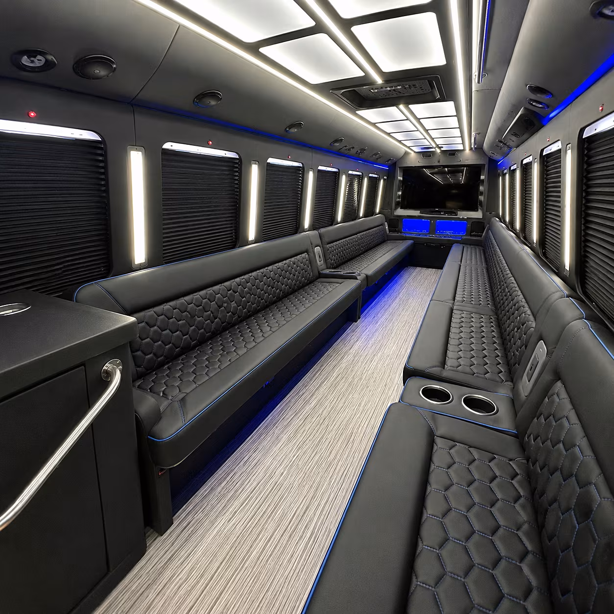 Tuscaloosa Birthday, Sweet 16, & Quinceañera Party Bus Rentals
